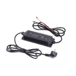 EM Chargeur 230/24V - MCH24-12 IP67 11 EM Chargeur 230/24V - MCH24-12 IP67 -Camping Équipements Magasin em mch24 12 ip67 4