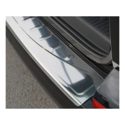 OMAC Protection Barre De Seuil Intérieur VW T6 14 OMAC Protection Barre De Seuil Intérieur VW T6 -Camping Équipements Magasin omac protection barre de seuil interieur vw t6 5